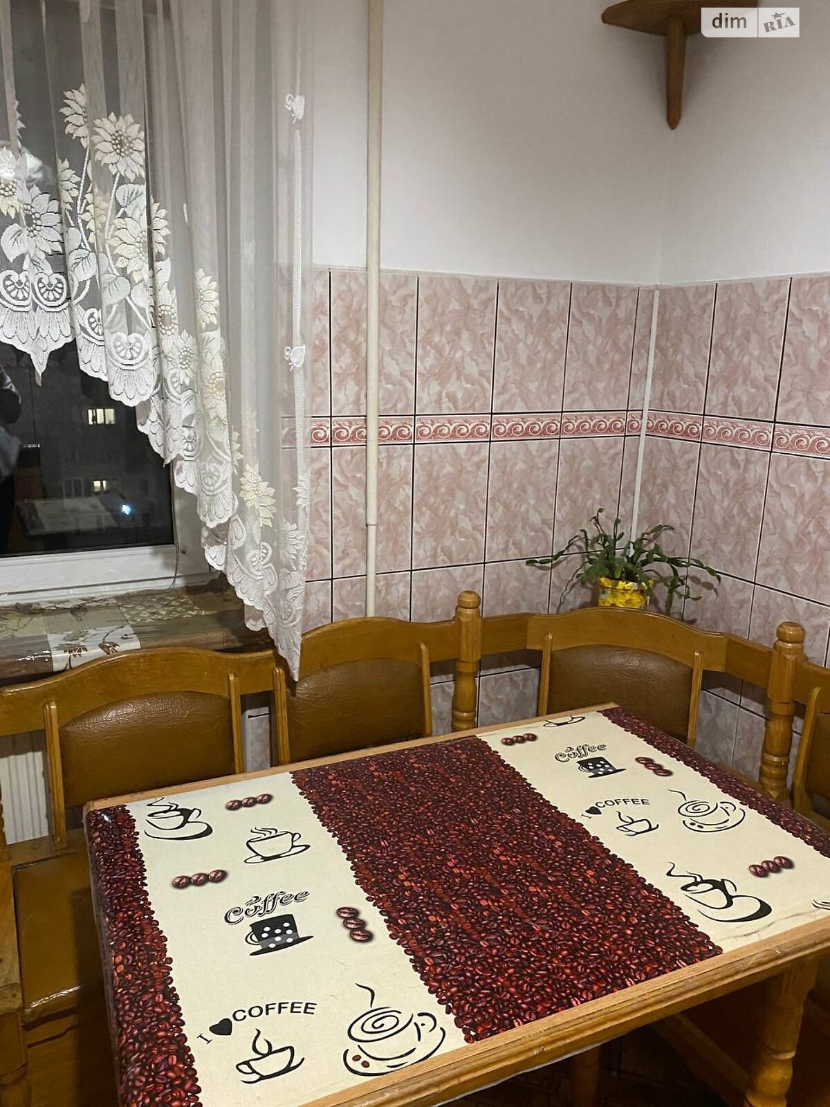 Продажа двухкомнатной квартиры в Долине, на ул. В. Черновола 4, район Долина фото 1 Продажа двухкомнатной квартиры в Долине, на ул. В. Черновола 4, район Долина фото 1