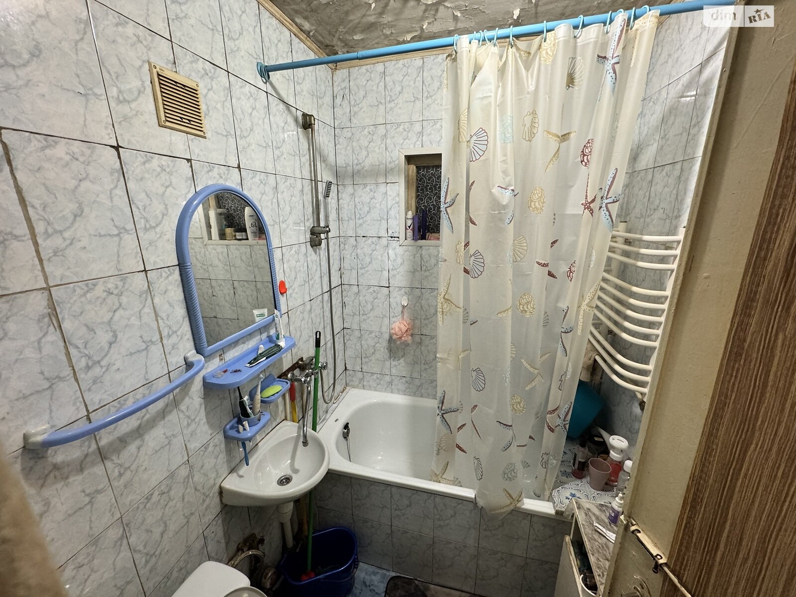 Продажа трехкомнатной квартиры в Долине, на Героїв майдану 10, район Долина фото 1 Продажа трехкомнатной квартиры в Долине, на Героїв майдану 10, район Долина фото 1