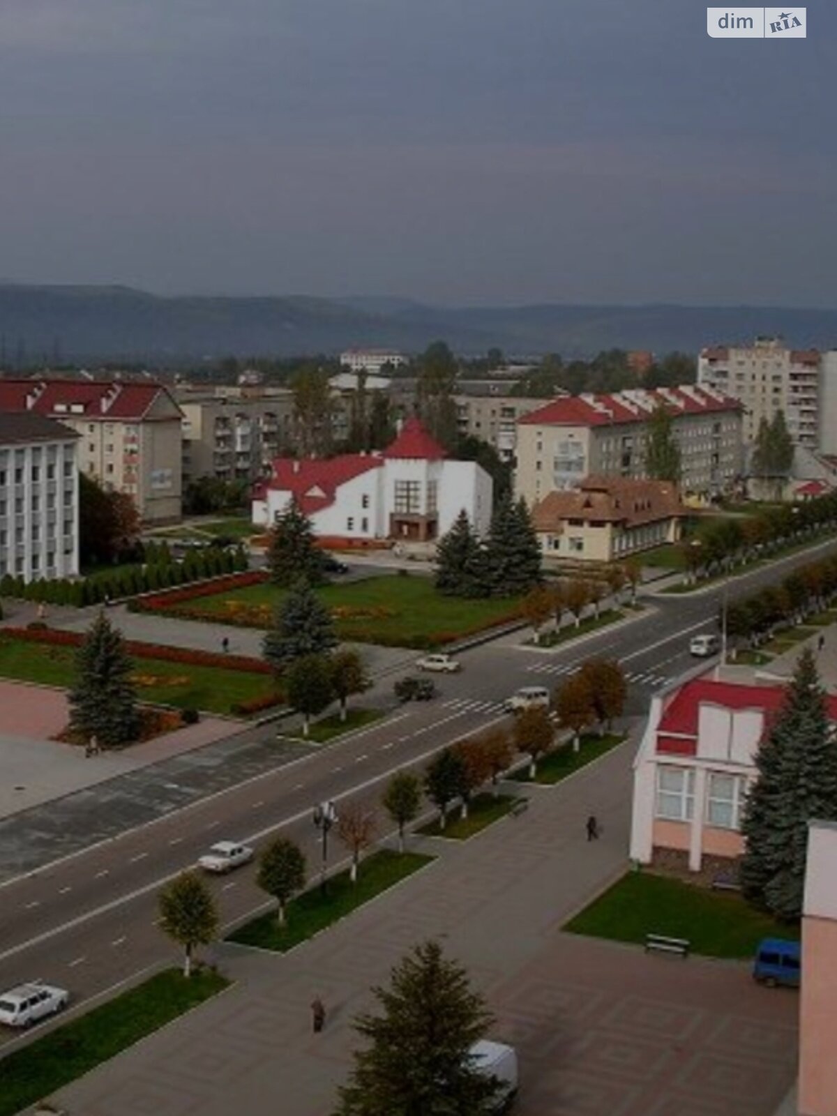 Продажа двухкомнатной квартиры в Долине, на ул. В. Черновола 6, фото 1 Продажа двухкомнатной квартиры в Долине, на ул. В. Черновола 6, фото 1