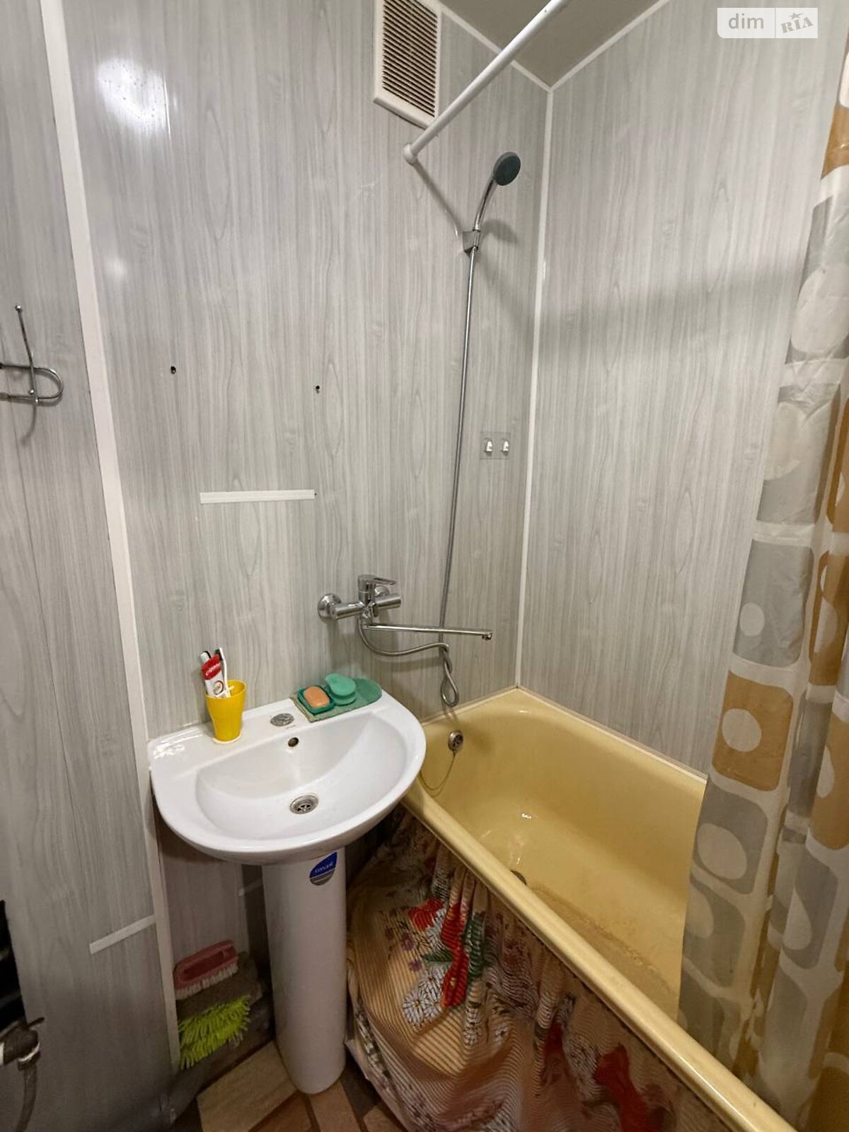 Продаж однокімнатної квартири в Долинській, на вул. Центральна 155, район Долинська фото 1