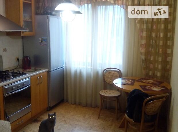 Продажа трехкомнатной квартиры в Донецке, на просп. Ленинский район Цирк фото 1 Продажа трехкомнатной квартиры в Донецке, на просп. Ленинский район Цирк фото 1
