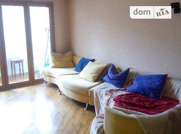 Продажа трехкомнатной квартиры в Донецке, на Пр.Ленинский район Цирк фото 1 Продажа трехкомнатной квартиры в Донецке, на Пр.Ленинский район Цирк фото 1