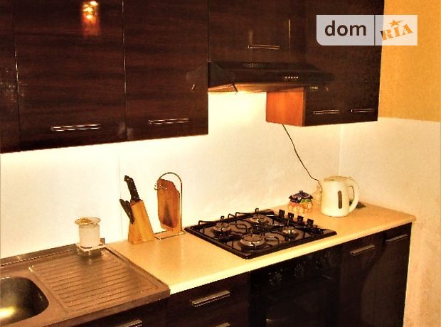 Продажа трехкомнатной квартиры в Донецке, район Ворошиловский фото 1 Продажа трехкомнатной квартиры в Донецке, район Ворошиловский фото 1