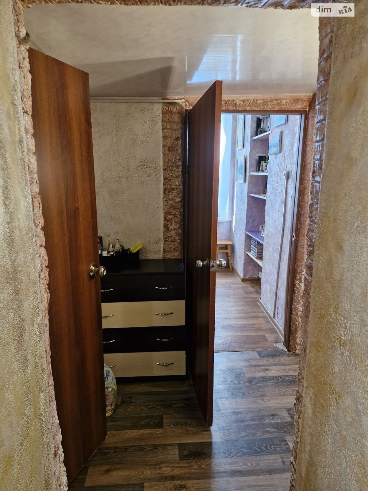 Продажа трехкомнатной квартиры в Днепре, на просп. Поля Александра 31, фото 1 Продажа трехкомнатной квартиры в Днепре, на просп. Поля Александра 31, фото 1