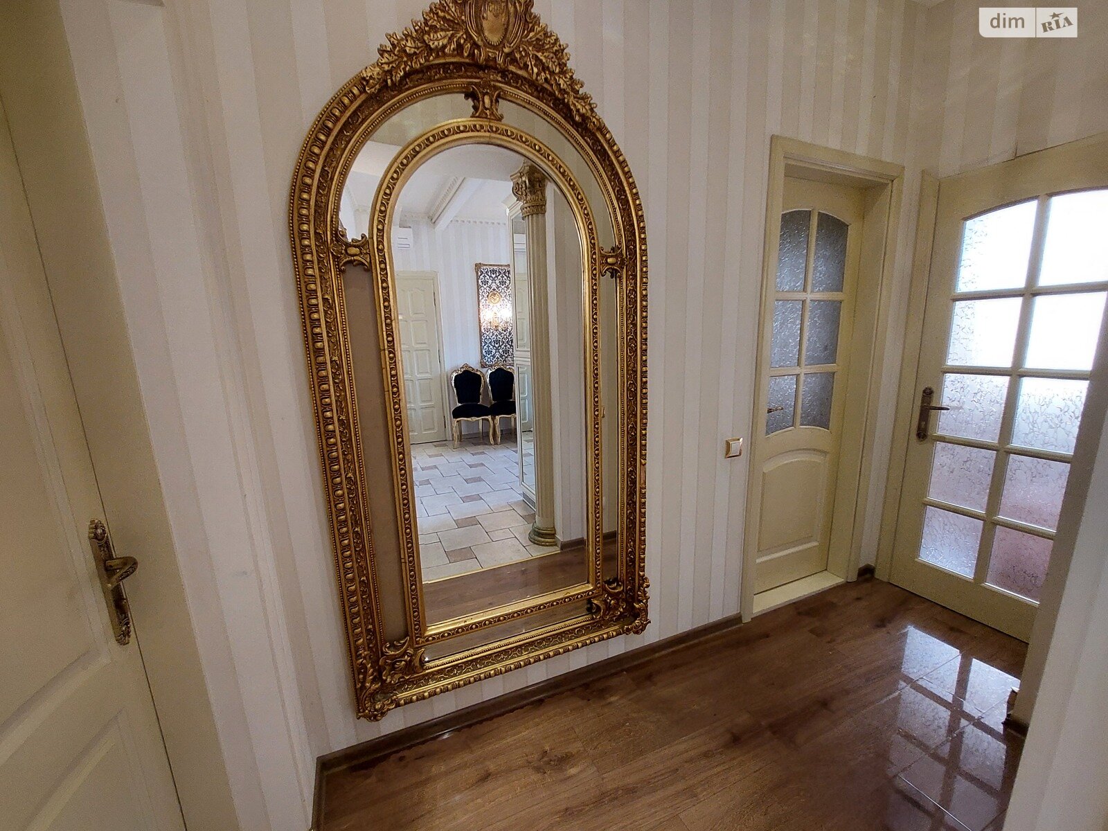 Продажа двухкомнатной квартиры в Дрогобыче, на ул. Адама Мицкевича, район Дрогобыч фото 1 Продажа двухкомнатной квартиры в Дрогобыче, на ул. Адама Мицкевича, район Дрогобыч фото 1