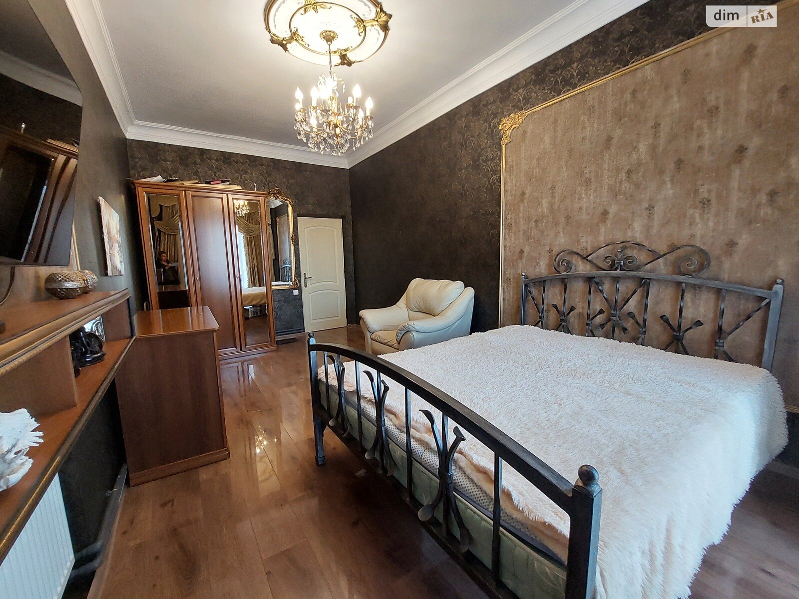 Продажа двухкомнатной квартиры в Дрогобыче, на ул. Адама Мицкевича, район Дрогобыч фото 1 Продажа двухкомнатной квартиры в Дрогобыче, на ул. Адама Мицкевича, район Дрогобыч фото 1