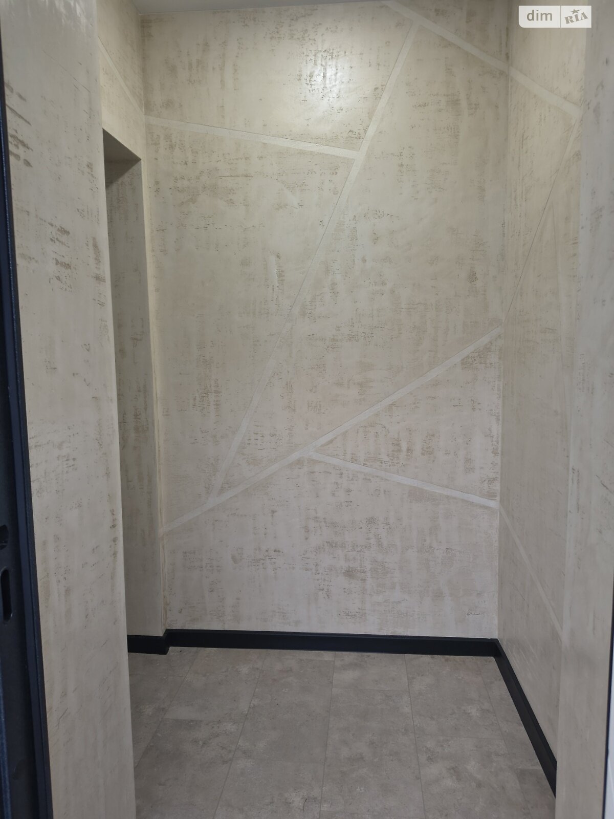 Продажа однокомнатной квартиры в Дрогобыче, на ул. Нефтяников, район Дрогобыч фото 1 Продажа однокомнатной квартиры в Дрогобыче, на ул. Нефтяников, район Дрогобыч фото 1