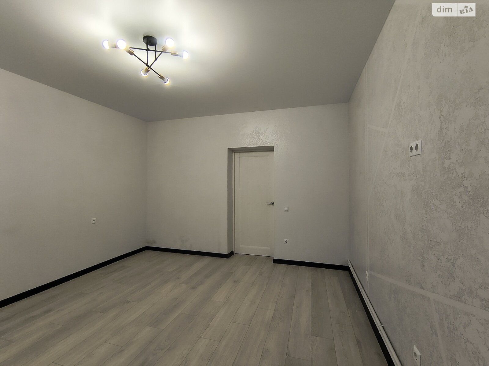 Продажа однокомнатной квартиры в Дрогобыче, на ул. Нефтяников, район Дрогобыч фото 1 Продажа однокомнатной квартиры в Дрогобыче, на ул. Нефтяников, район Дрогобыч фото 1