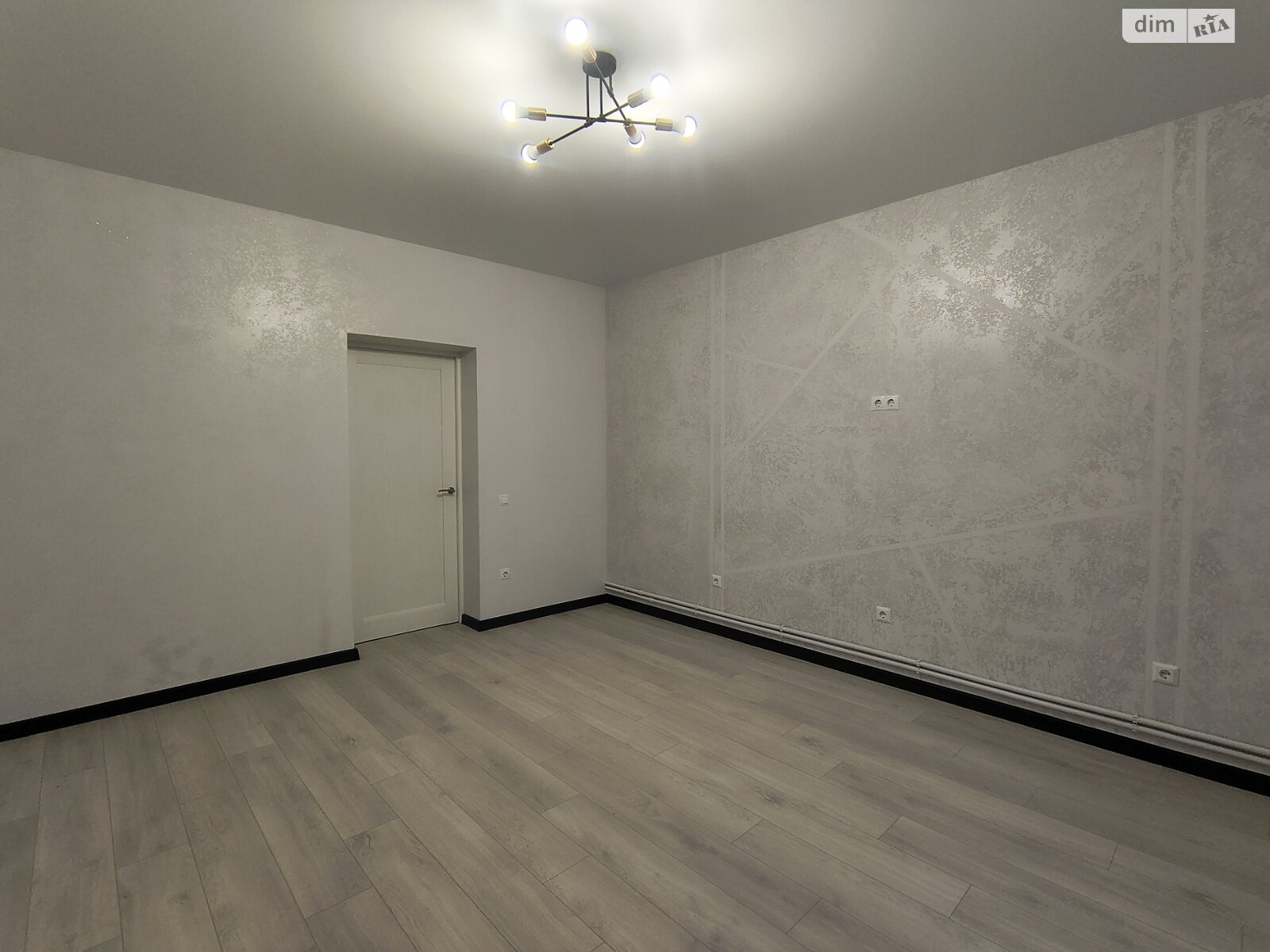 Продажа однокомнатной квартиры в Дрогобыче, на ул. Нефтяников, район Дрогобыч фото 1 Продажа однокомнатной квартиры в Дрогобыче, на ул. Нефтяников, район Дрогобыч фото 1