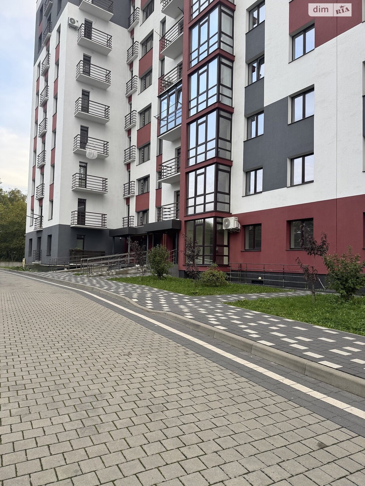 Продаж трикімнатної квартири в Дрогобичі, на вул. Лесі Українки 44, кв. 2, фото 1 Продаж трикімнатної квартири в Дрогобичі, на вул. Лесі Українки 44, кв. 2, фото 1