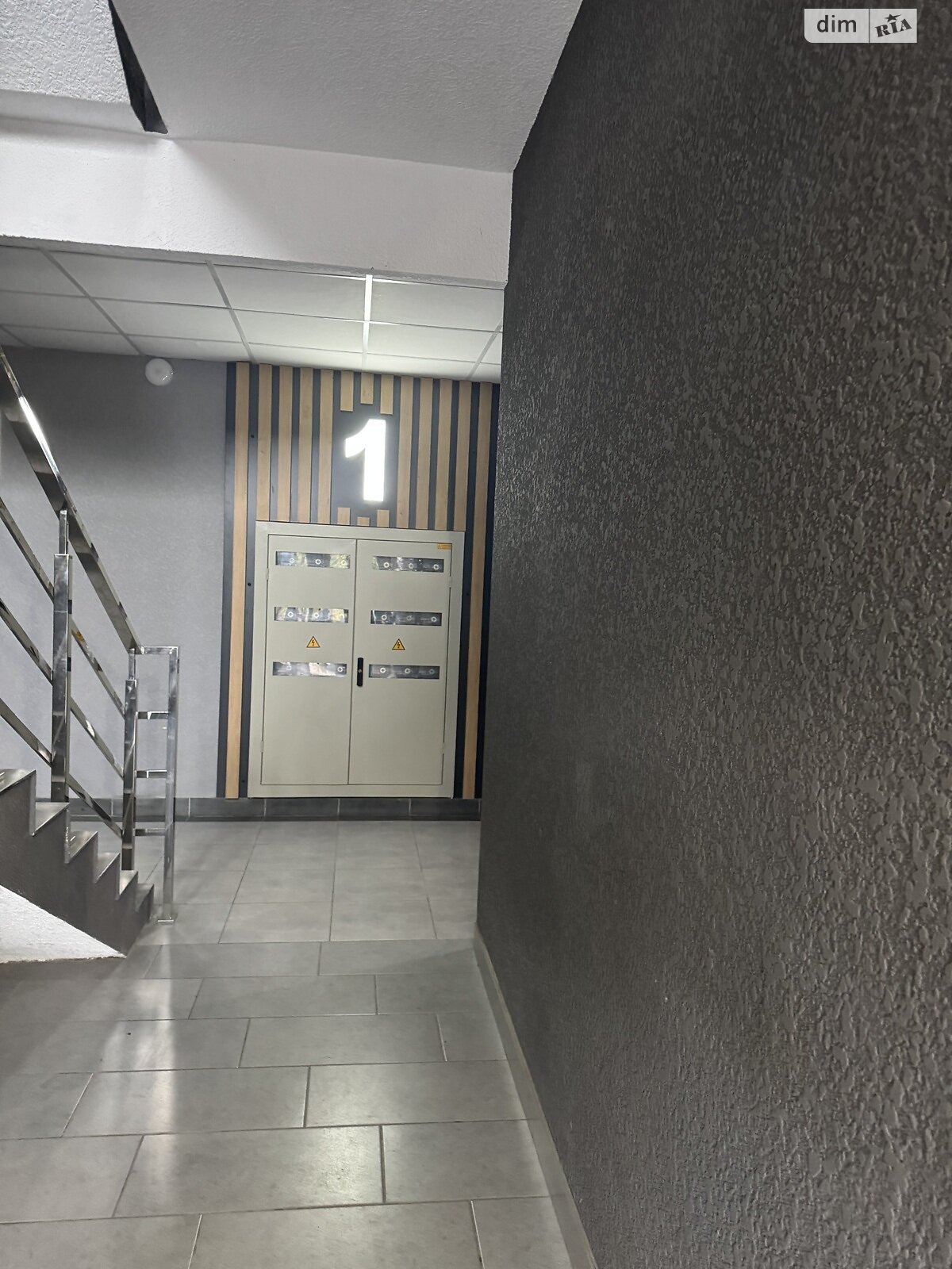 Продаж трикімнатної квартири в Дрогобичі, на вул. Лесі Українки 44, кв. 2, фото 1 Продаж трикімнатної квартири в Дрогобичі, на вул. Лесі Українки 44, кв. 2, фото 1