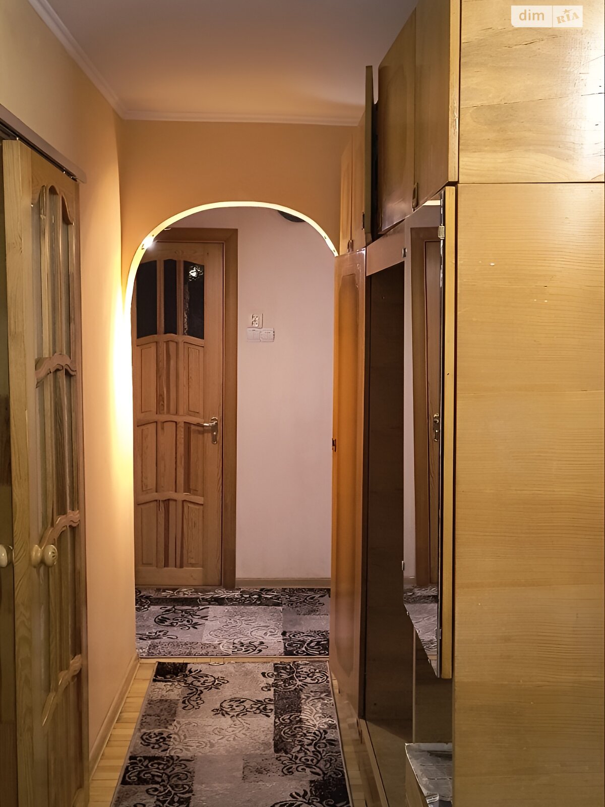 Продажа трехкомнатной квартиры в Дрогобыче, на ул. Михаила Старицкого, фото 1 Продажа трехкомнатной квартиры в Дрогобыче, на ул. Михаила Старицкого, фото 1