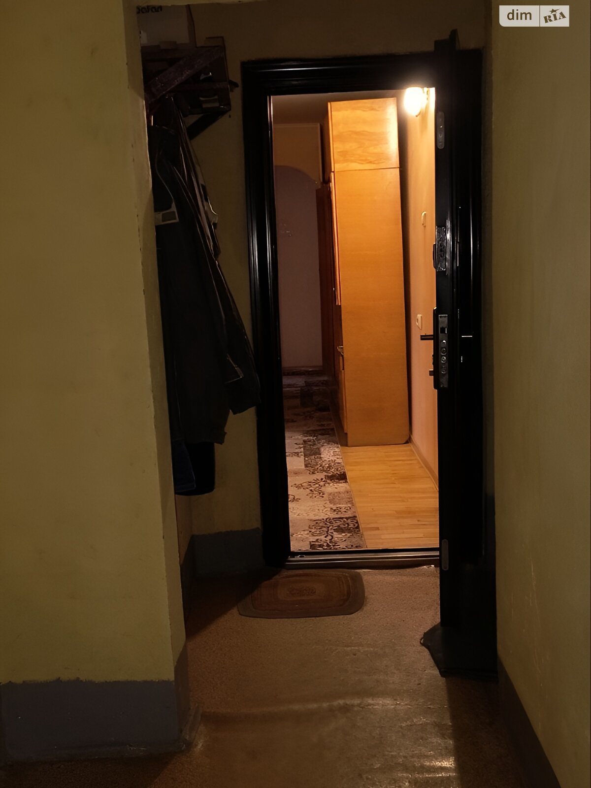Продажа трехкомнатной квартиры в Дрогобыче, на ул. Михаила Старицкого, фото 1 Продажа трехкомнатной квартиры в Дрогобыче, на ул. Михаила Старицкого, фото 1