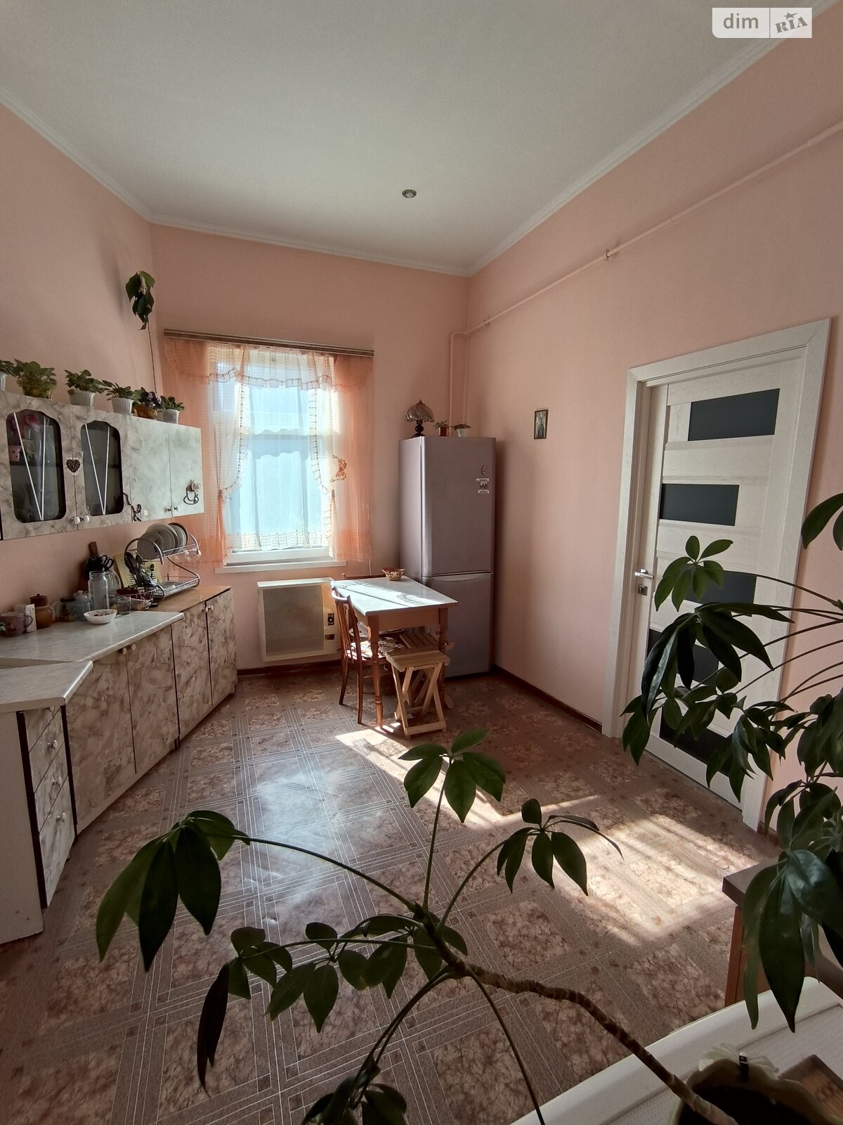 Продаж двокімнатної квартири в Дрогобичі, на вул. Мирона Тарнавського, фото 1 Продаж двокімнатної квартири в Дрогобичі, на вул. Мирона Тарнавського, фото 1