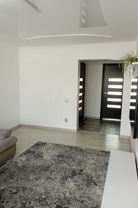 Продажа трехкомнатной квартиры в Дубно, на ул. Космонавтів, район Дубно фото 2 Продажа трехкомнатной квартиры в Дубно, на ул. Космонавтів, район Дубно фото 2