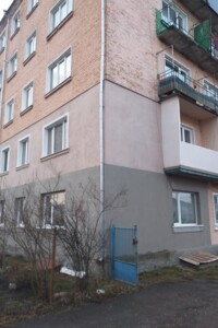 Продажа трехкомнатной квартиры в Дубно, на ул. Заводская 6, фото 2