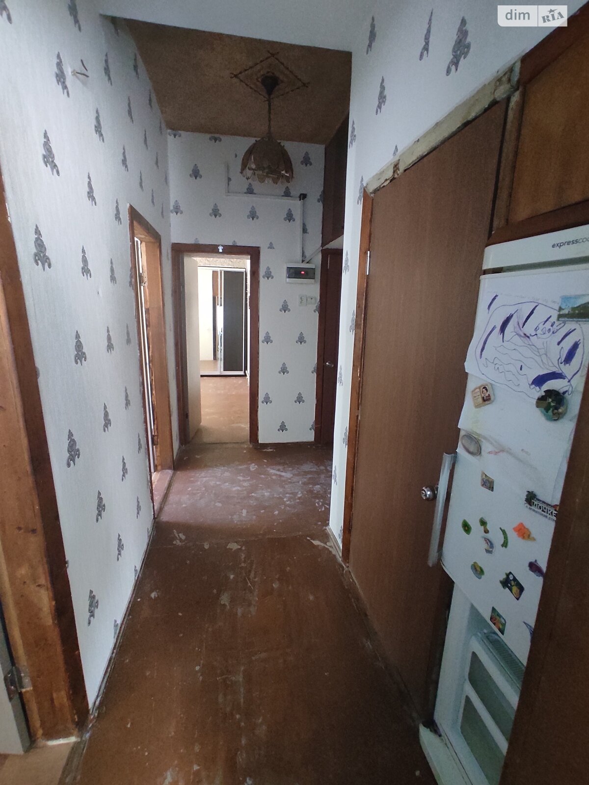 Продаж трикімнатної квартири в Елітне, на вул. Шкільна 7, фото 1 Продаж трикімнатної квартири в Елітне, на вул. Шкільна 7, фото 1