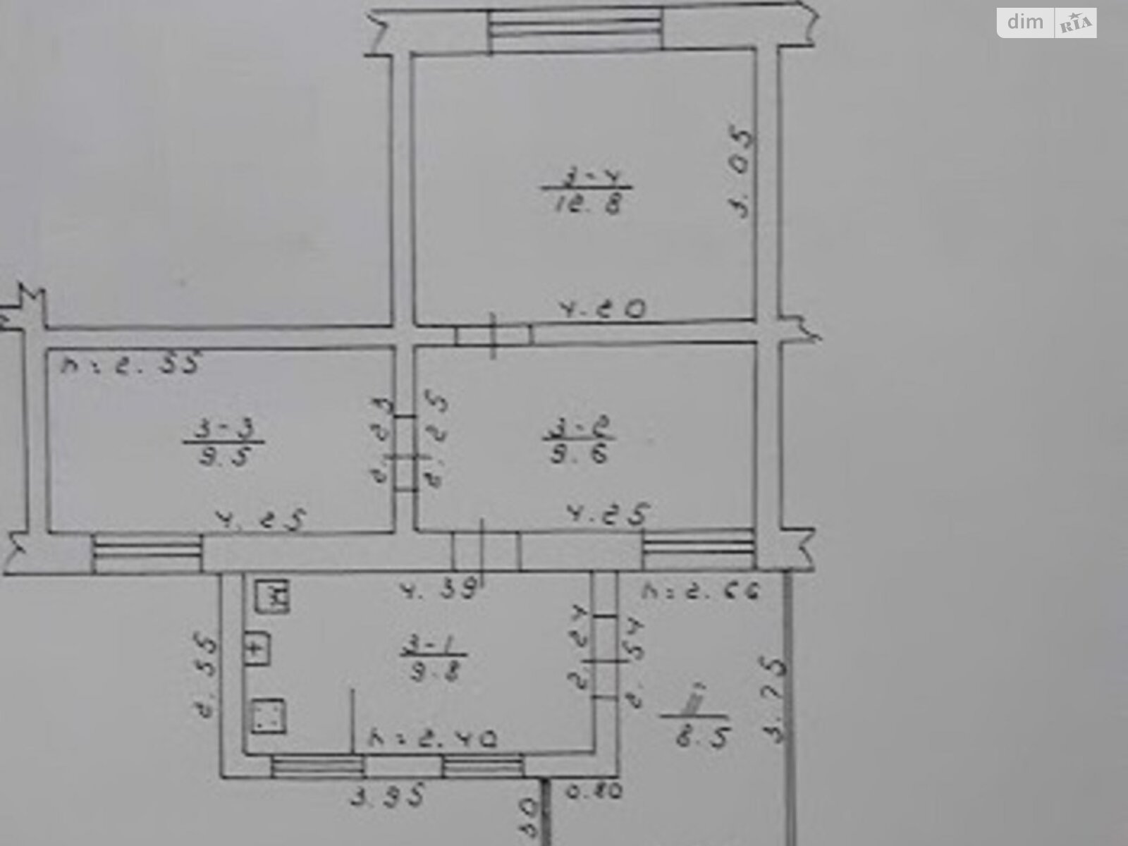 Продажа трехкомнатной квартиры в Фастове, на ул. Василия Стуса 1, фото 1