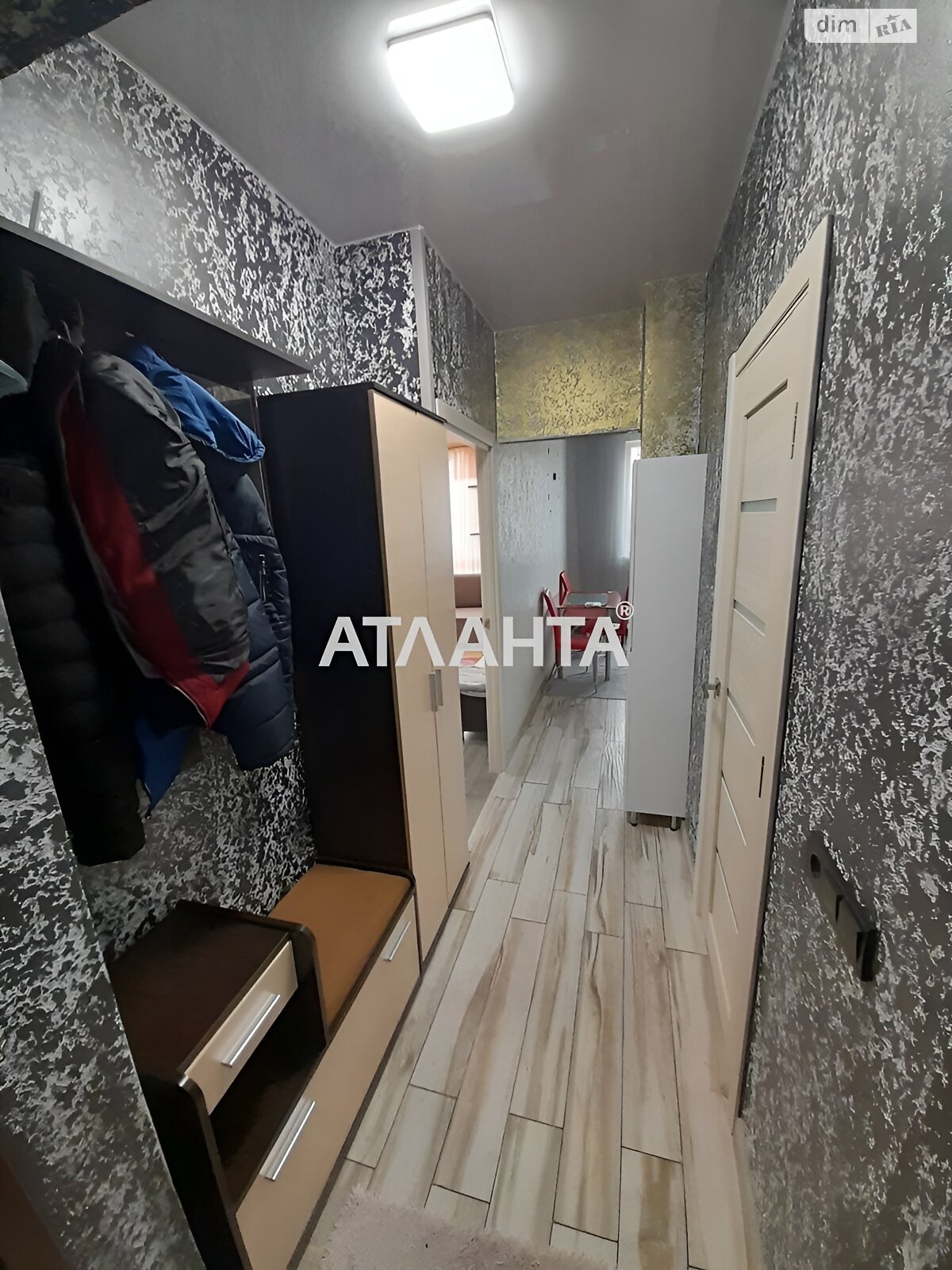 Продаж однокімнатної квартири в Фонтанці, на вул. Олександра Грузицького 70, фото 1 Продаж однокімнатної квартири в Фонтанці, на вул. Олександра Грузицького 70, фото 1