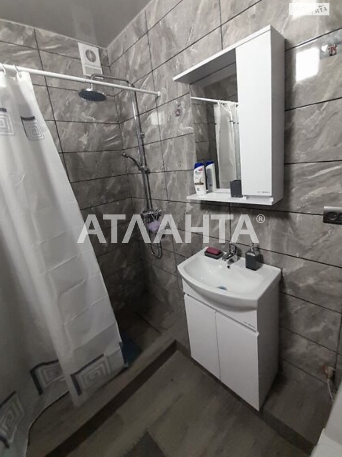 Продажа однокомнатной квартиры в Фонтанке, на ул. Александра Грузицкого 70, фото 1 Продажа однокомнатной квартиры в Фонтанке, на ул. Александра Грузицкого 70, фото 1