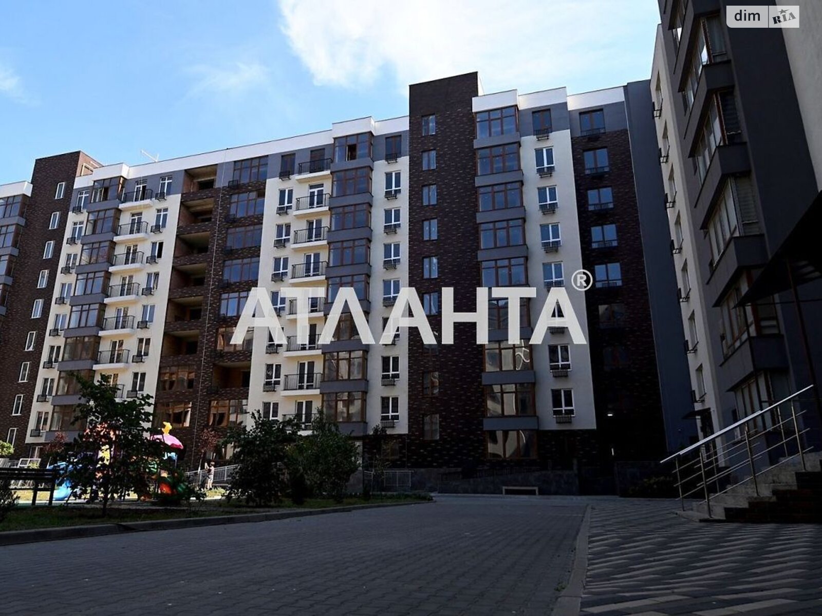 Продажа трехкомнатной квартиры в Фонтанке, на ул. Чехова, фото 1