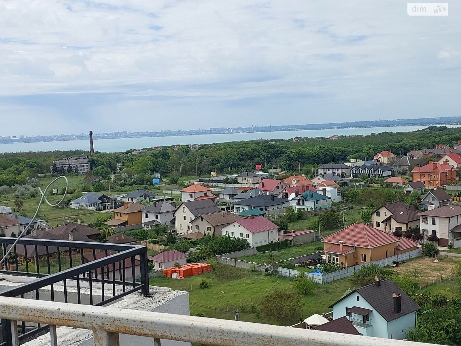 Продажа двухкомнатной квартиры в Фонтанке, на ул. Чехова 1, фото 1 Продажа двухкомнатной квартиры в Фонтанке, на ул. Чехова 1, фото 1