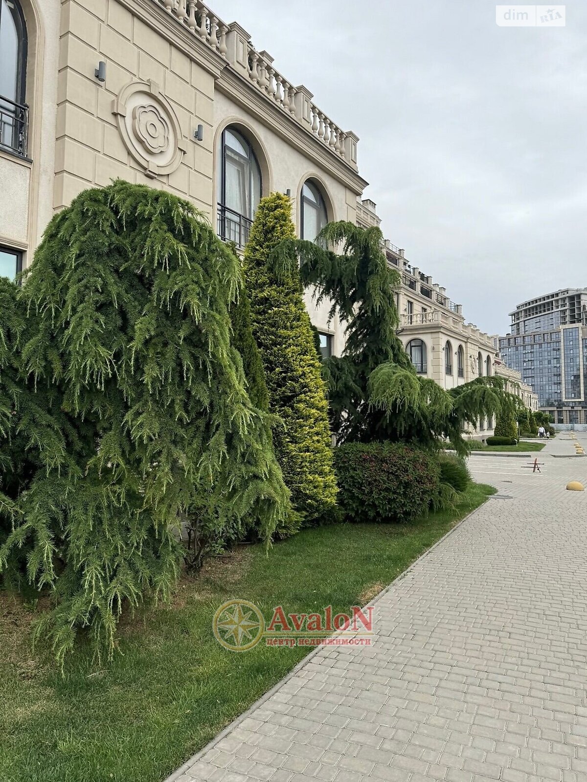Продажа трехкомнатной квартиры в Фонтанке, на пер. Майский 6, фото 1 Продажа трехкомнатной квартиры в Фонтанке, на пер. Майский 6, фото 1