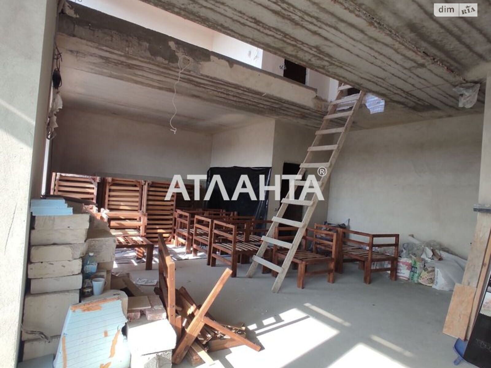 Продаж трикімнатної квартири в Гатне, на вул. Абрикосова, фото 1