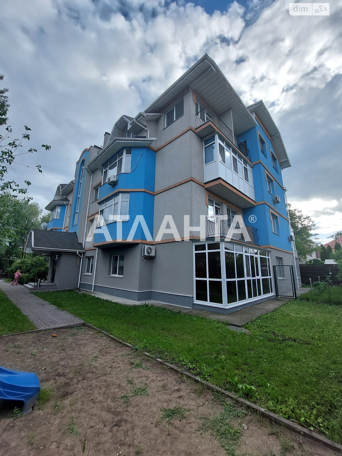 Продаж двокімнатної квартири в Гатне, на вул. Дорошенка, фото 1 Продаж двокімнатної квартири в Гатне, на вул. Дорошенка, фото 1