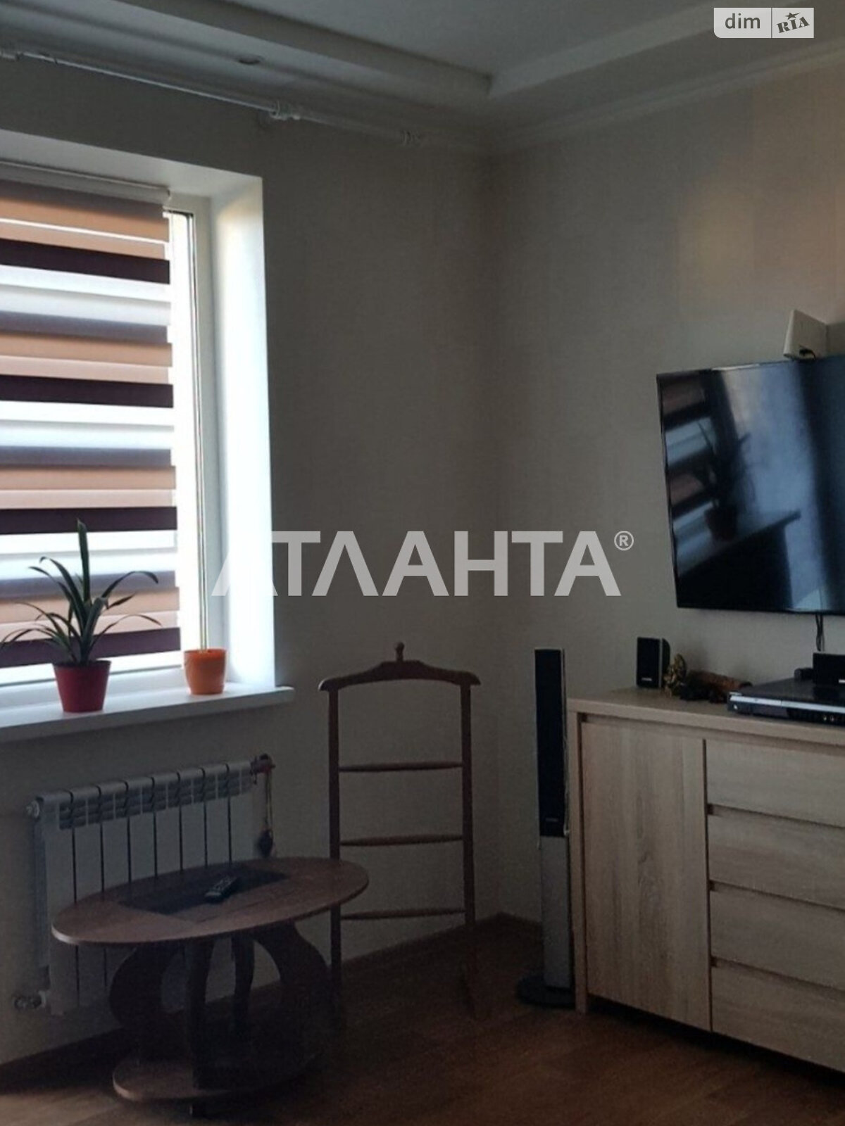 Продаж двокімнатної квартири в Гатне, на вул. Дорошенка, фото 1 Продаж двокімнатної квартири в Гатне, на вул. Дорошенка, фото 1