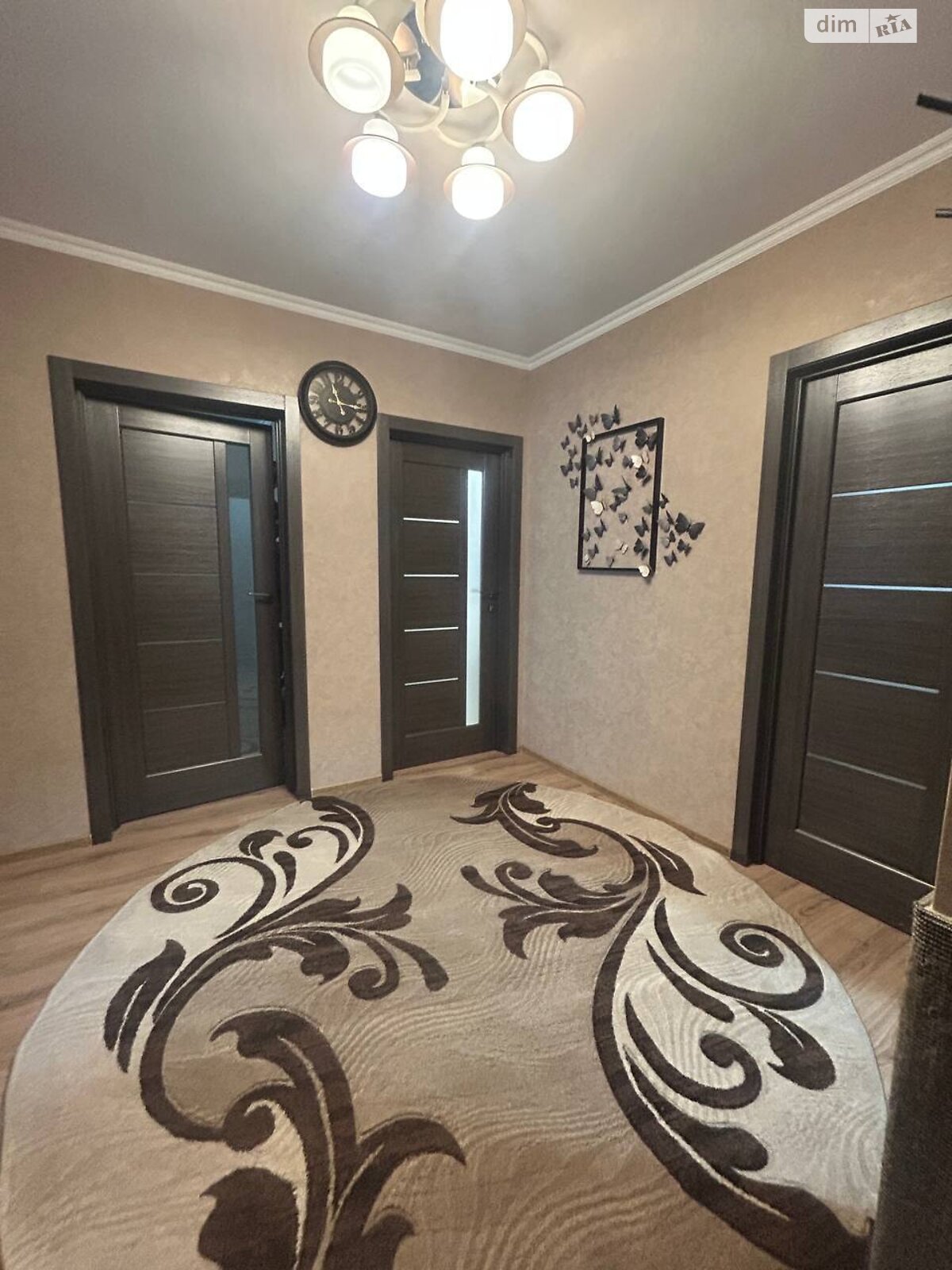 Продажа четырехкомнатной квартиры в Гавриловке, на ул. Садовая 7, кв. 35, фото 1 Продажа четырехкомнатной квартиры в Гавриловке, на ул. Садовая 7, кв. 35, фото 1