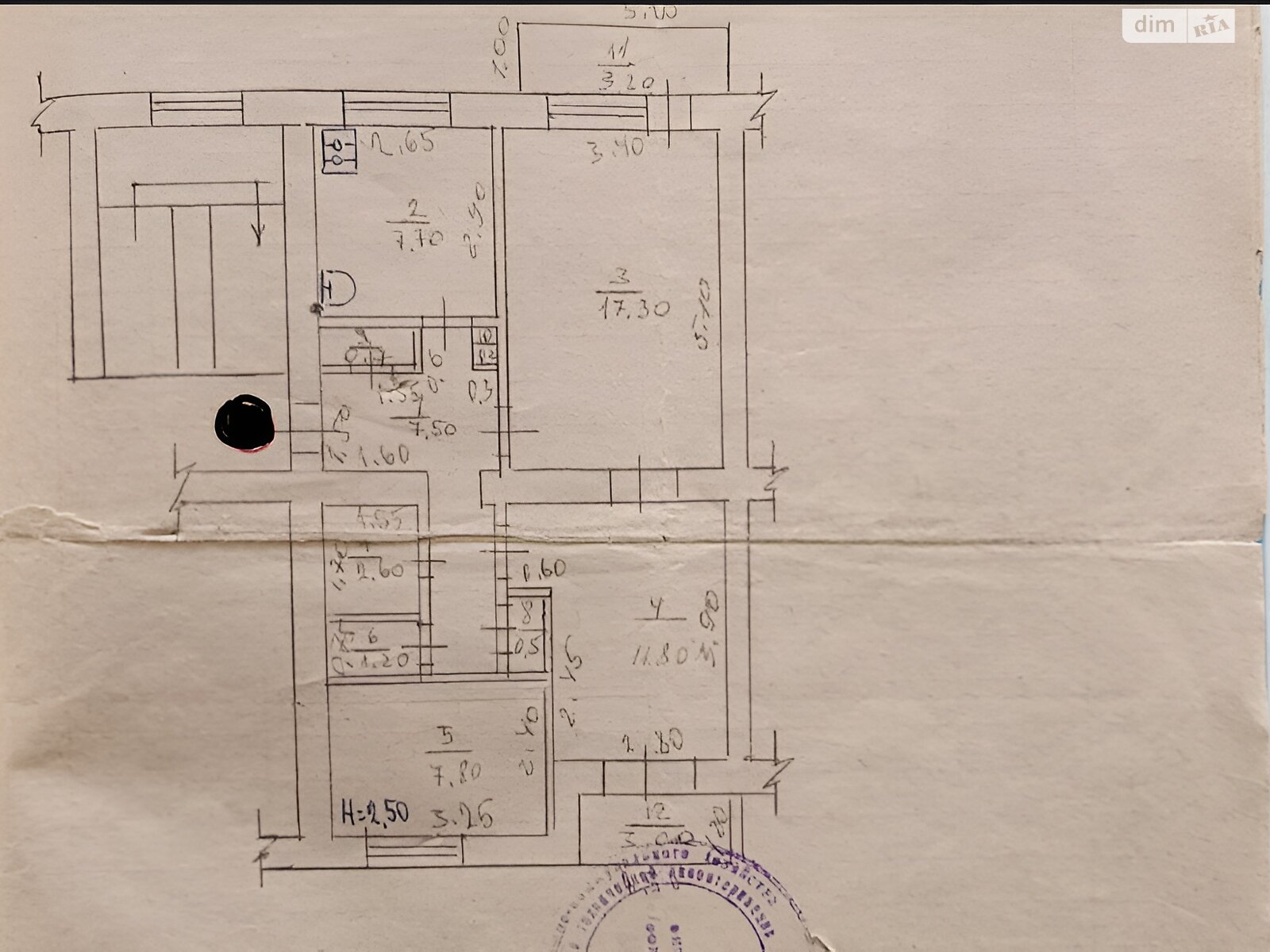 Продаж трикімнатної квартири в Гайсині, на вул. Соборна 61, район Гайсин фото 1 Продаж трикімнатної квартири в Гайсині, на вул. Соборна 61, район Гайсин фото 1