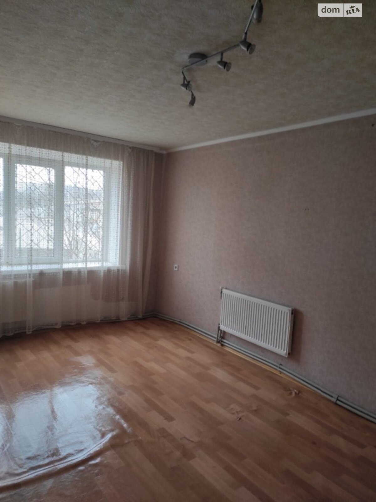 Продажа трехкомнатной квартиры в Гайсине, на Чорновола 28, кв. 52, район Гайсин фото 1