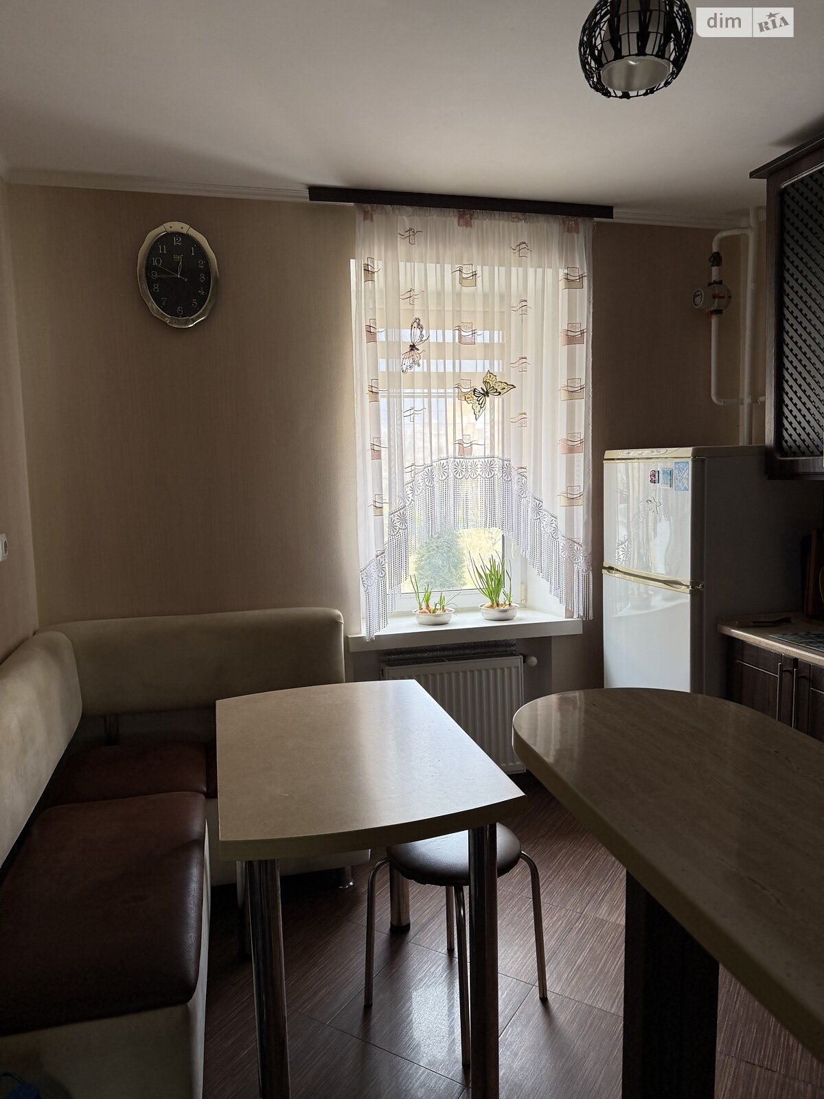 Продаж трикімнатної квартири в Гнівані, на вул. Юності 23, кв. 19, фото 1 Продаж трикімнатної квартири в Гнівані, на вул. Юності 23, кв. 19, фото 1
