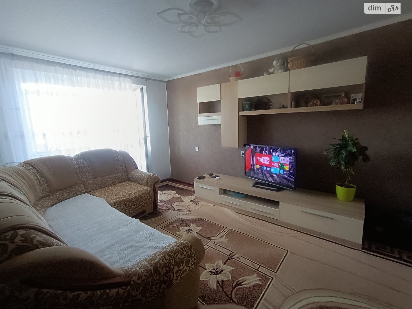 Продажа трехкомнатной квартиры в Гнивани, на ул. Юности, фото 1