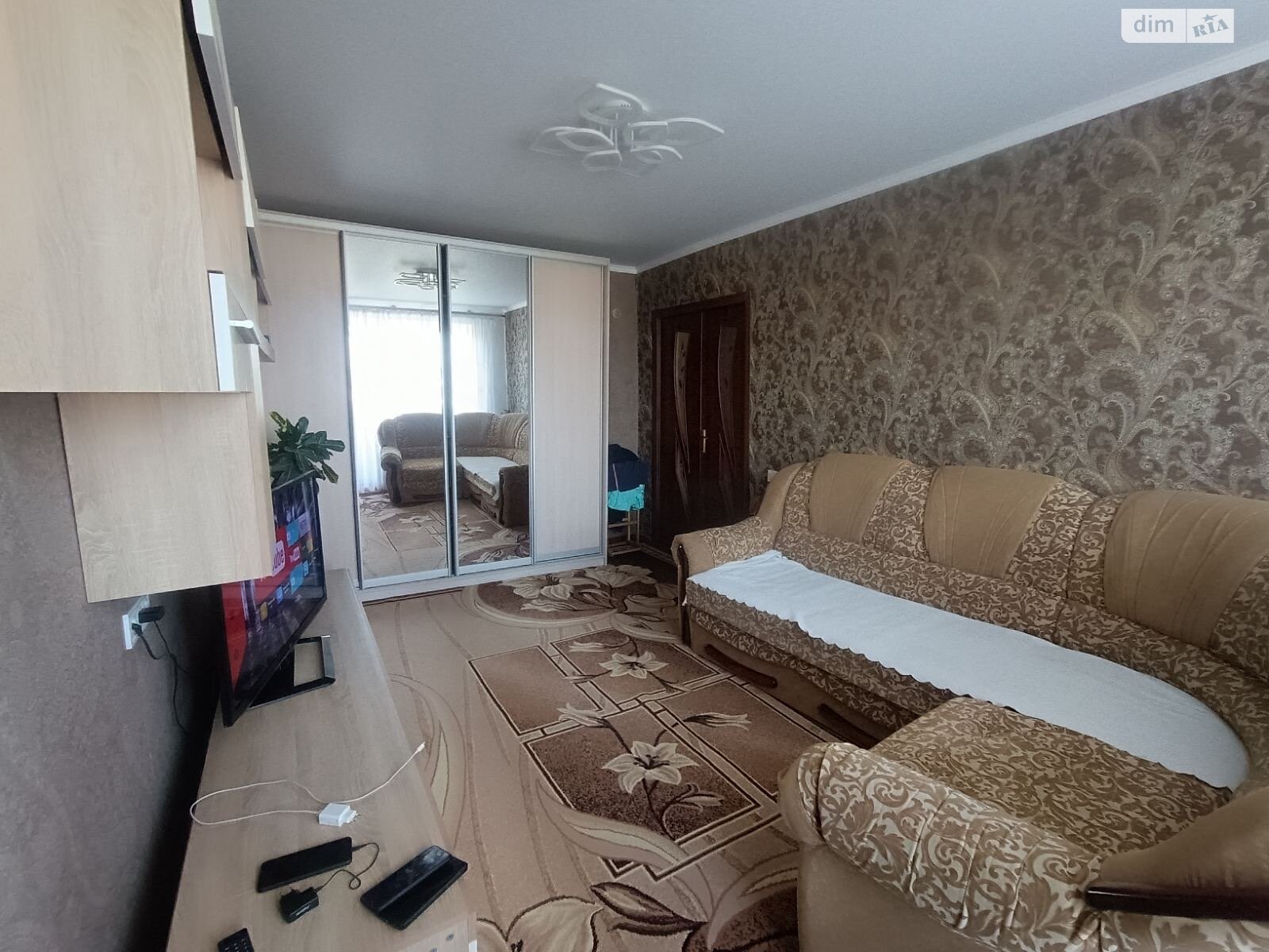 Продажа трехкомнатной квартиры в Гнивани, на ул. Юности, фото 1