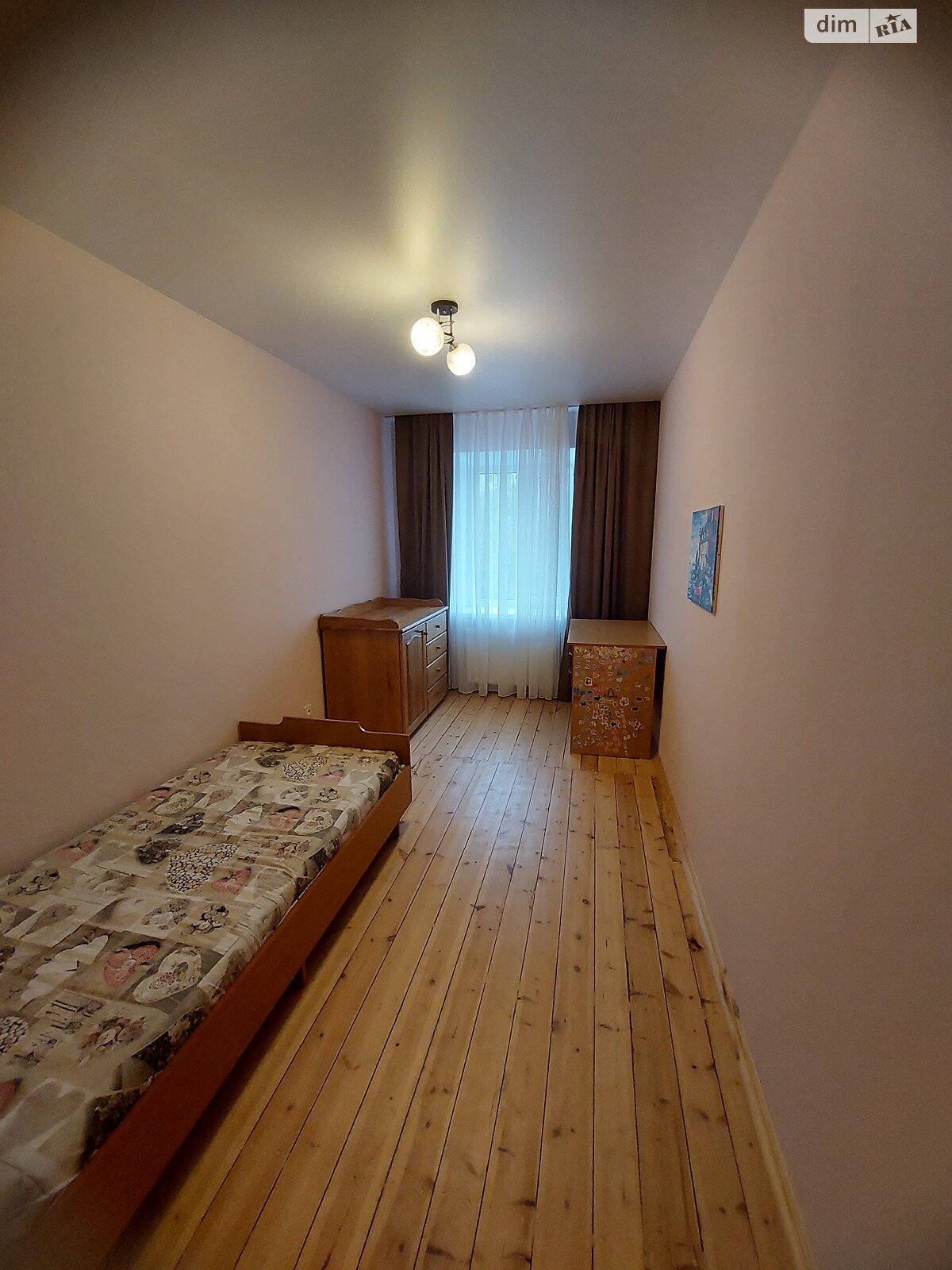 Продажа трехкомнатной квартиры в Гнивани, на ул. Ярослава Мудрого, фото 1 Продажа трехкомнатной квартиры в Гнивани, на ул. Ярослава Мудрого, фото 1