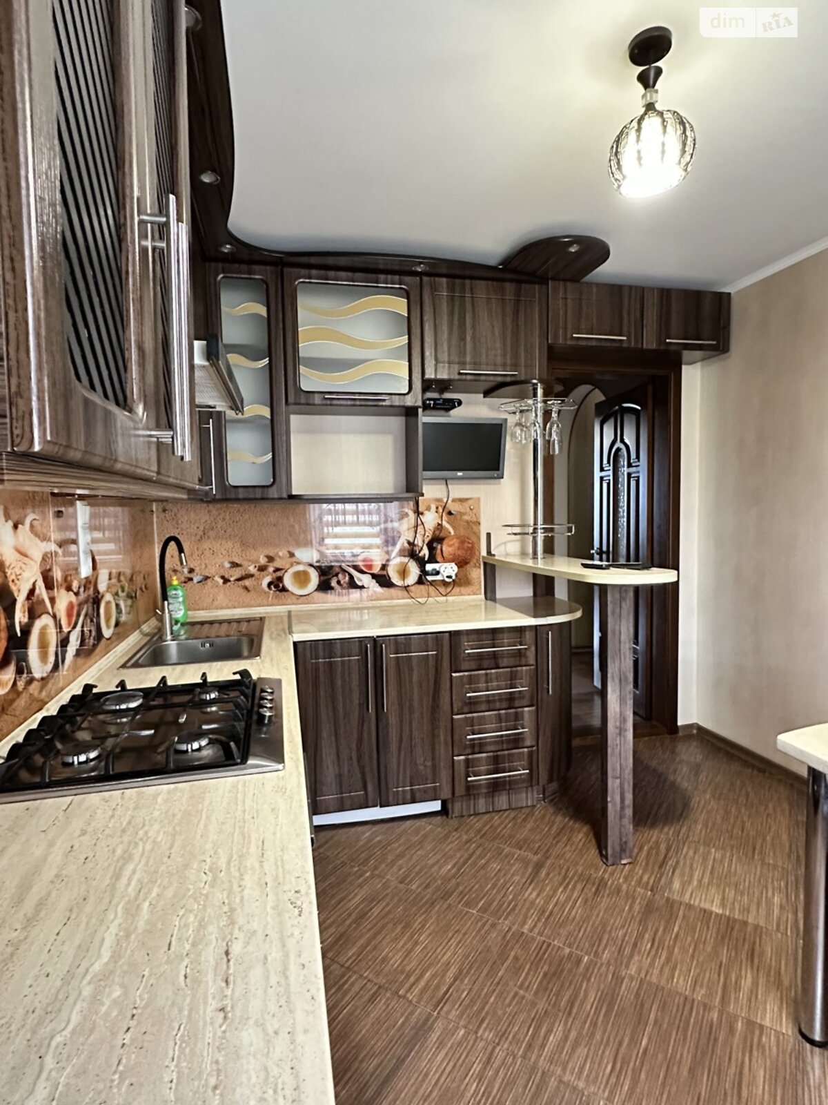 Продажа трехкомнатной квартиры в Гнивани, на ул. Юности 23, фото 1 Продажа трехкомнатной квартиры в Гнивани, на ул. Юности 23, фото 1