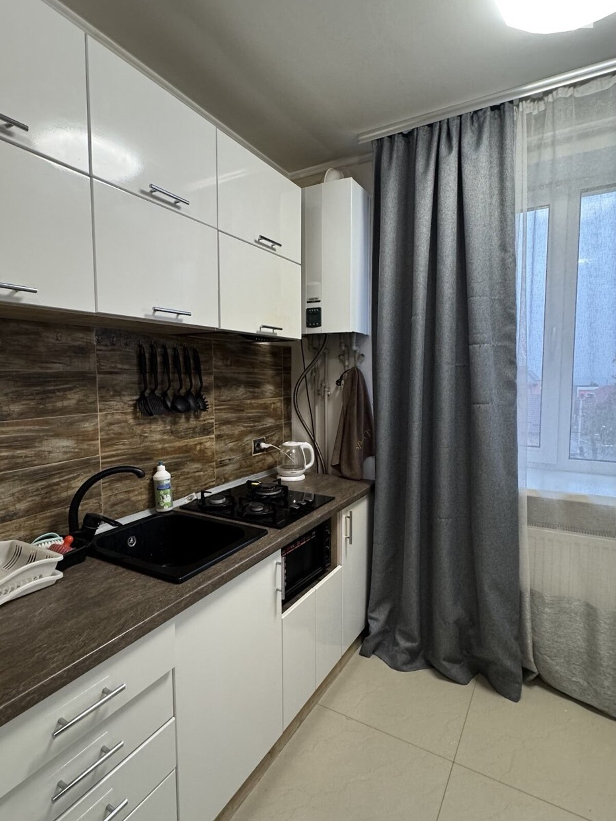 Продаж однокімнатної квартири в Гостомелі, на вул. Остромирська, фото 1 Продаж однокімнатної квартири в Гостомелі, на вул. Остромирська, фото 1