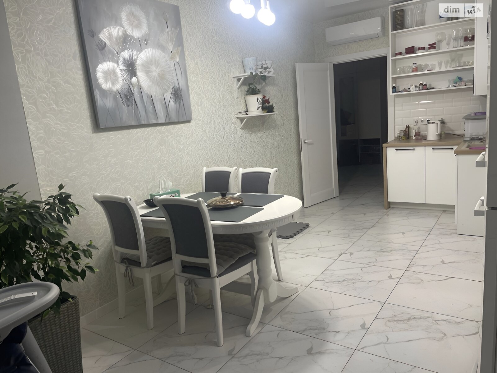 Продаж двокімнатної квартири в Гостомелі, на вул. Прорізна 7, фото 1 Продаж двокімнатної квартири в Гостомелі, на вул. Прорізна 7, фото 1