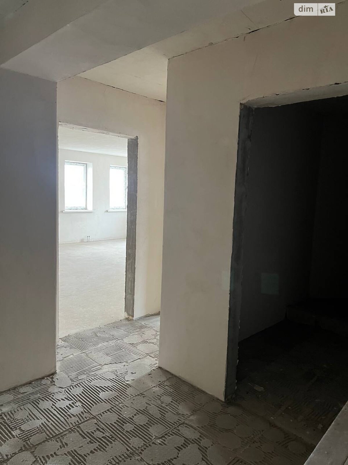 Продажа четырехкомнатной квартиры в Гостомеле, на ул. Сентябрьская 22, фото 1 Продажа четырехкомнатной квартиры в Гостомеле, на ул. Сентябрьская 22, фото 1