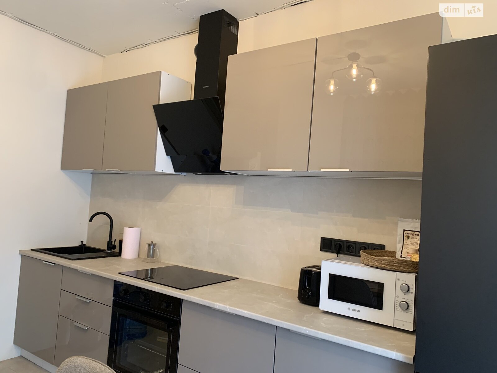 Продажа двухкомнатной квартиры в Гостомеле, на ул. Центральная 7, кв. 1007, фото 1 Продажа двухкомнатной квартиры в Гостомеле, на ул. Центральная 7, кв. 1007, фото 1