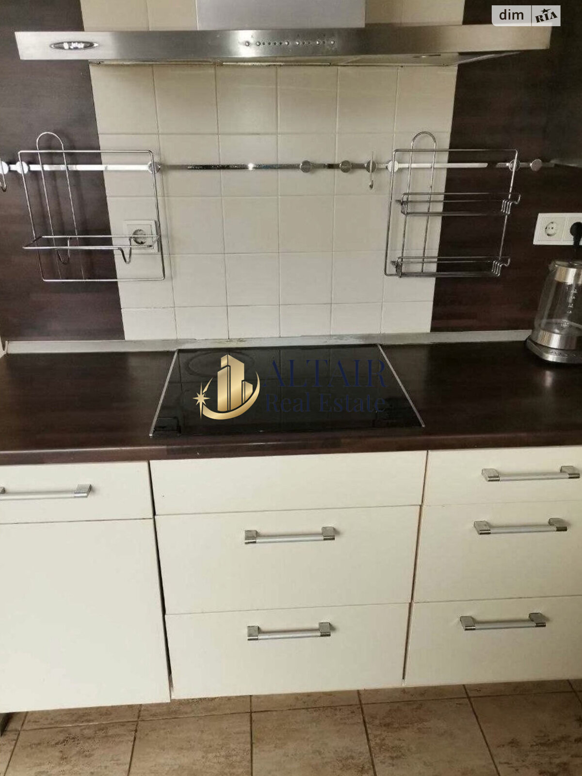 Продажа трехкомнатной квартиры в Харькове, на ул. 23-го Августа 48, район 1-ый микрорайон фото 1 Продажа трехкомнатной квартиры в Харькове, на ул. 23-го Августа 48, район 1-ый микрорайон фото 1