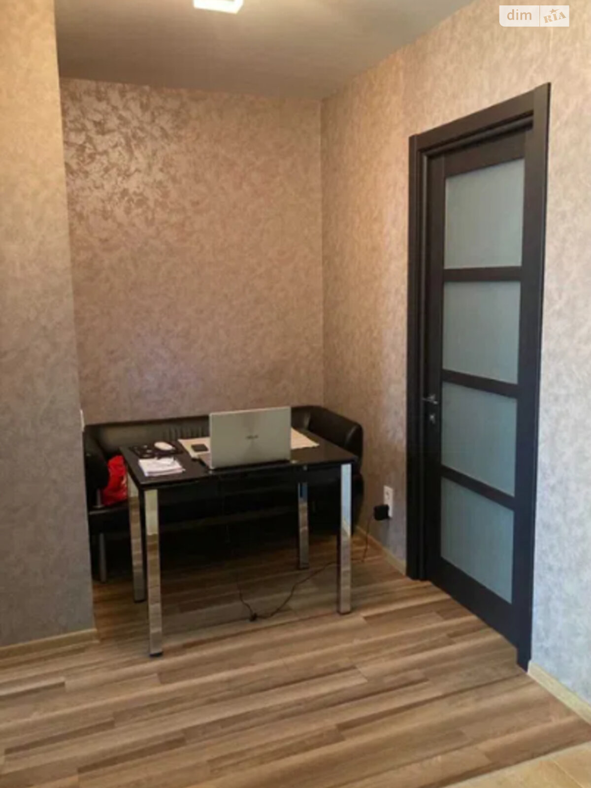 Продаж трикімнатної квартири в Харкові, на вул. Олександра Олеся 1, район 1-ий мікрорайон фото 1 Продаж трикімнатної квартири в Харкові, на вул. Олександра Олеся 1, район 1-ий мікрорайон фото 1