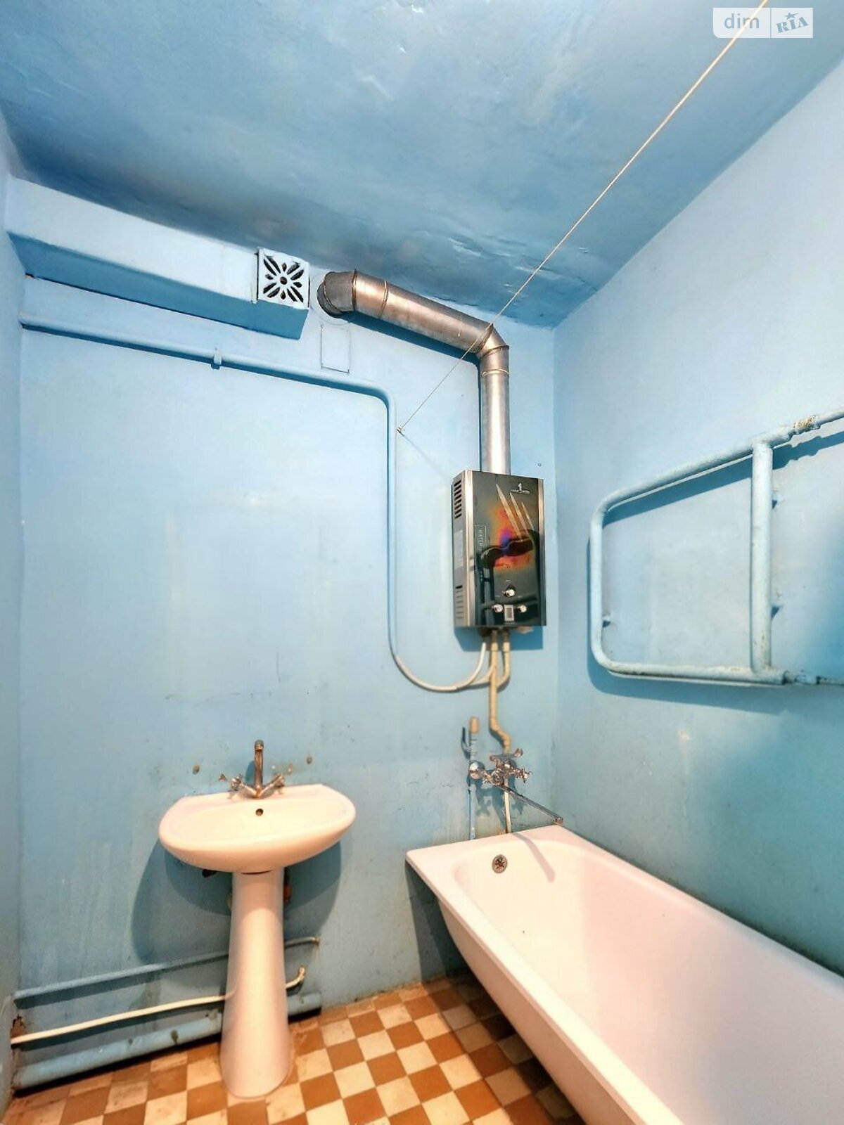 Продажа однокомнатной квартиры в Харькове, на ул. Александра Олеся 7, район 1-ый микрорайон фото 1