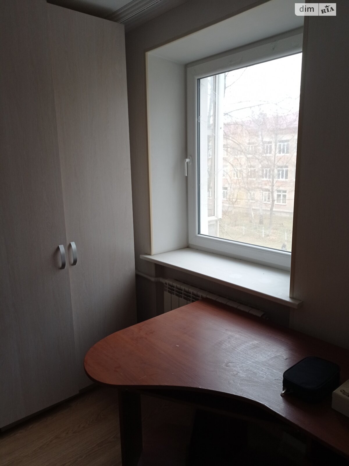 Продажа трехкомнатной квартиры в Харькове, на ул. Александра Олеся 16, район 1-ый микрорайон фото 1 Продажа трехкомнатной квартиры в Харькове, на ул. Александра Олеся 16, район 1-ый микрорайон фото 1