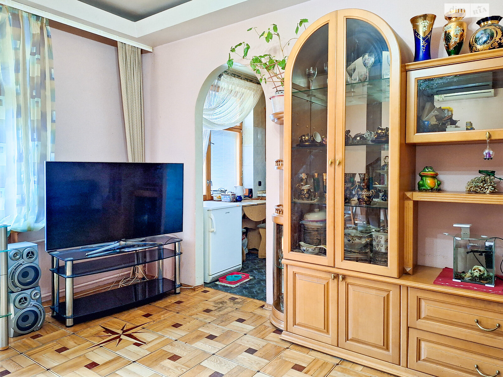 Продаж трикімнатної квартири в Харкові, на просп. Науки 50А, район 1-ий мікрорайон фото 1 Продаж трикімнатної квартири в Харкові, на просп. Науки 50А, район 1-ий мікрорайон фото 1