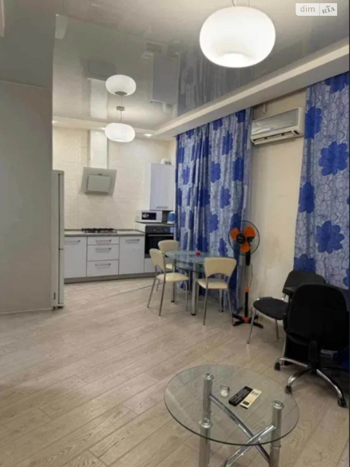 Продажа двухкомнатной квартиры в Харькове, на ул. Отакара Яроша 27, район 1-ый микрорайон фото 1 Продажа двухкомнатной квартиры в Харькове, на ул. Отакара Яроша 27, район 1-ый микрорайон фото 1