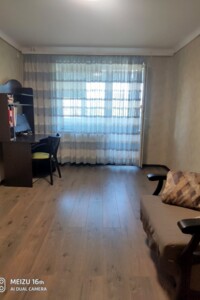 Продажа однокомнатной квартиры в Харькове, на ул. Защитников Неба 46В, район 1-ый микрорайон фото 2
