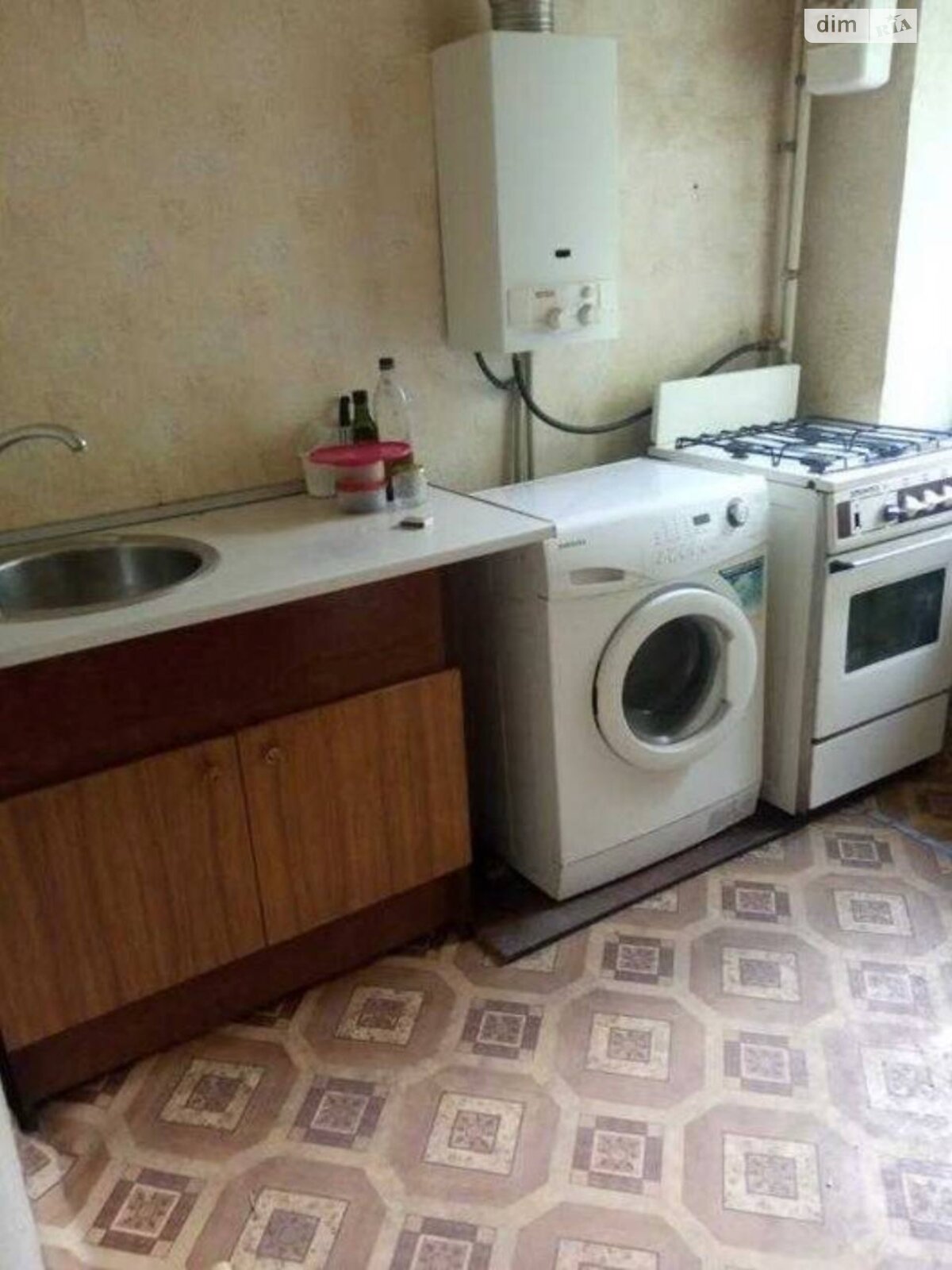 Продажа однокомнатной квартиры в Харькове, на ул. Защитников Неба 50, район 1-ый микрорайон фото 1